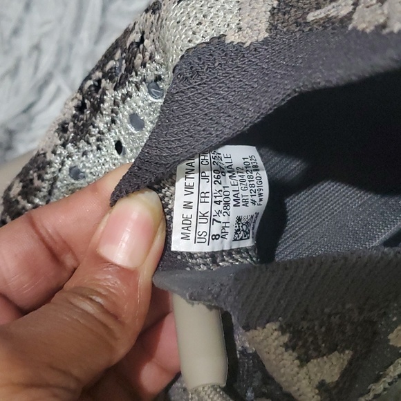 ADIDAS YEEZY BOOST 380 - Picture 5 of 5